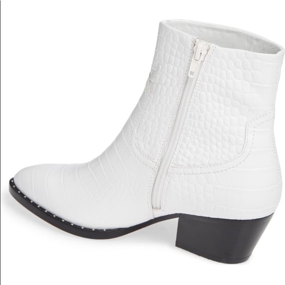 Brand New Something Navy white boots - Picture 6 of 8